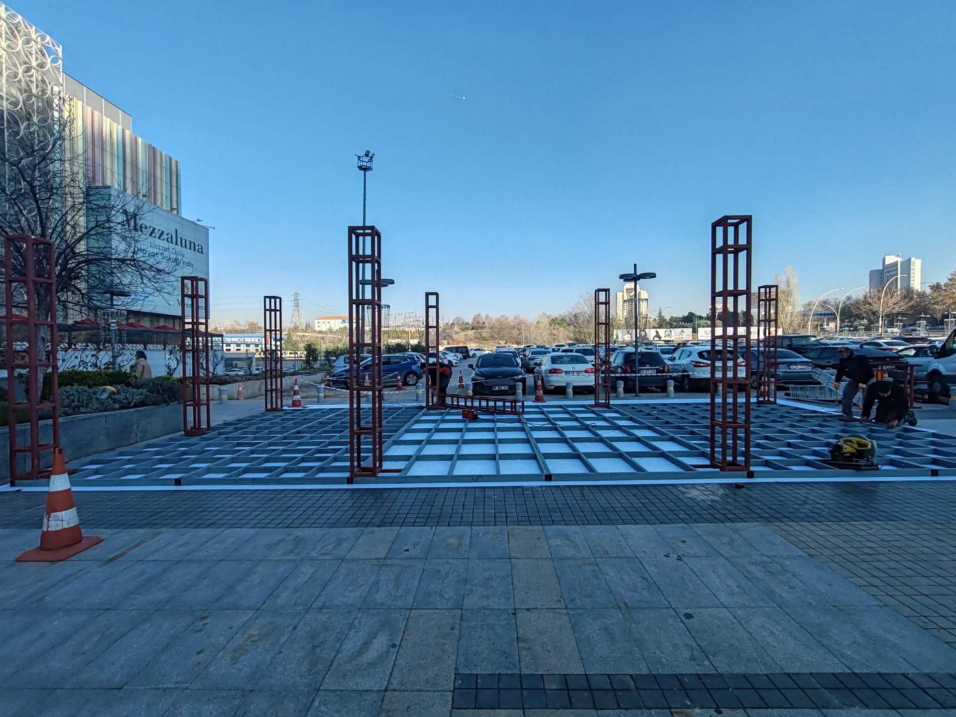 granada hotel, granada hotel stand